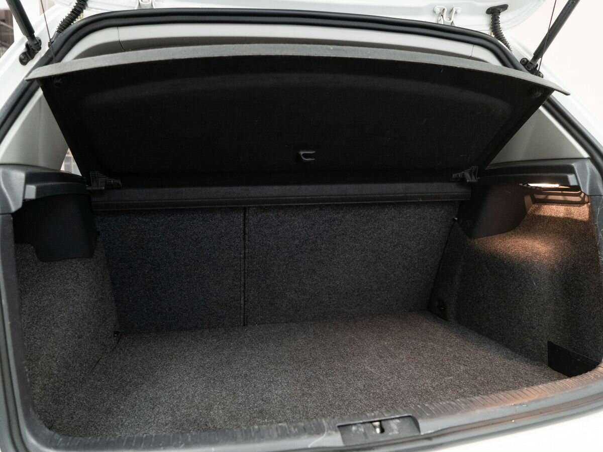 Volkswagen Golf, 2012 Фото №8