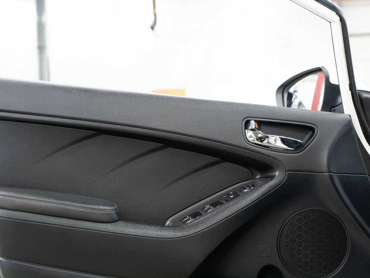 Kia Cerato, 2017 Фото №15