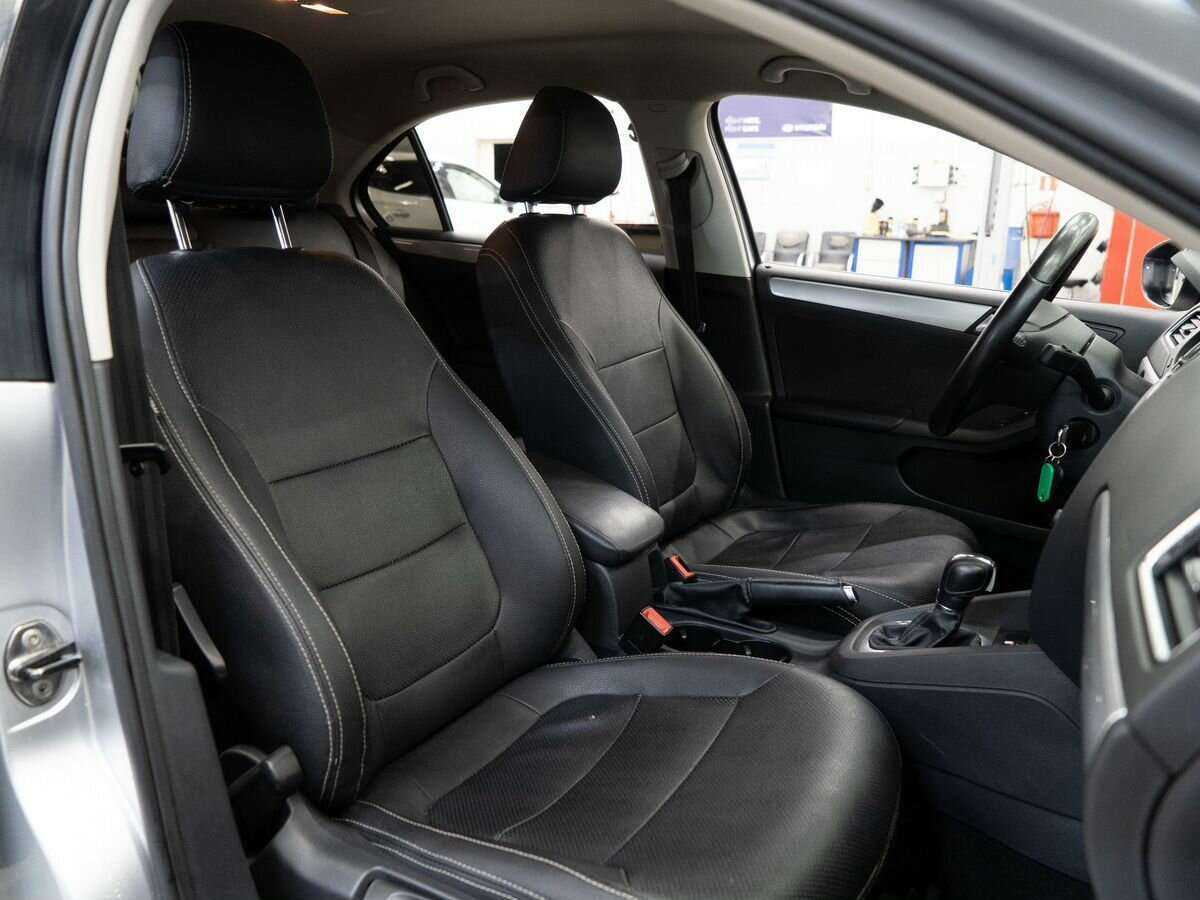 Volkswagen Jetta, 2013 Фото №10