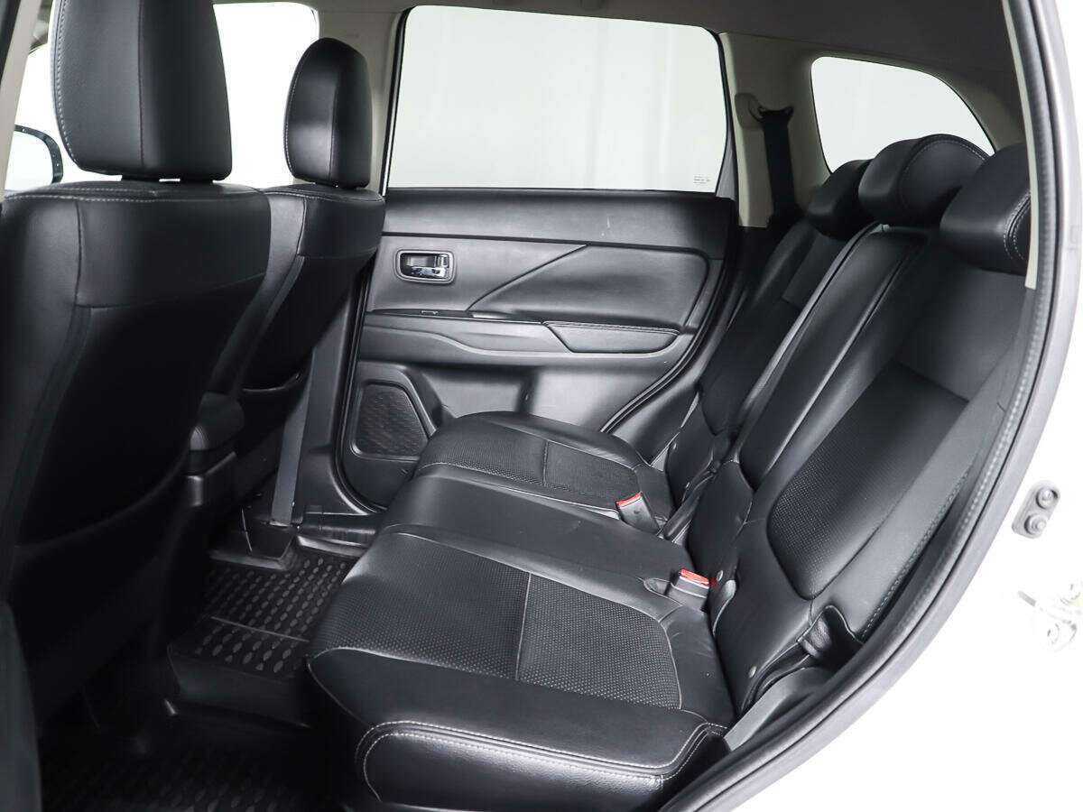 Mitsubishi Outlander, 2016 Фото №9