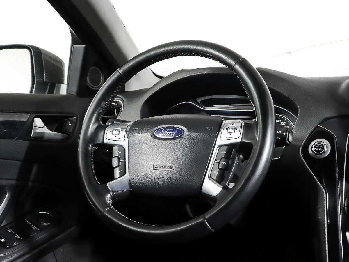 Ford Mondeo, 2013 Фото №16