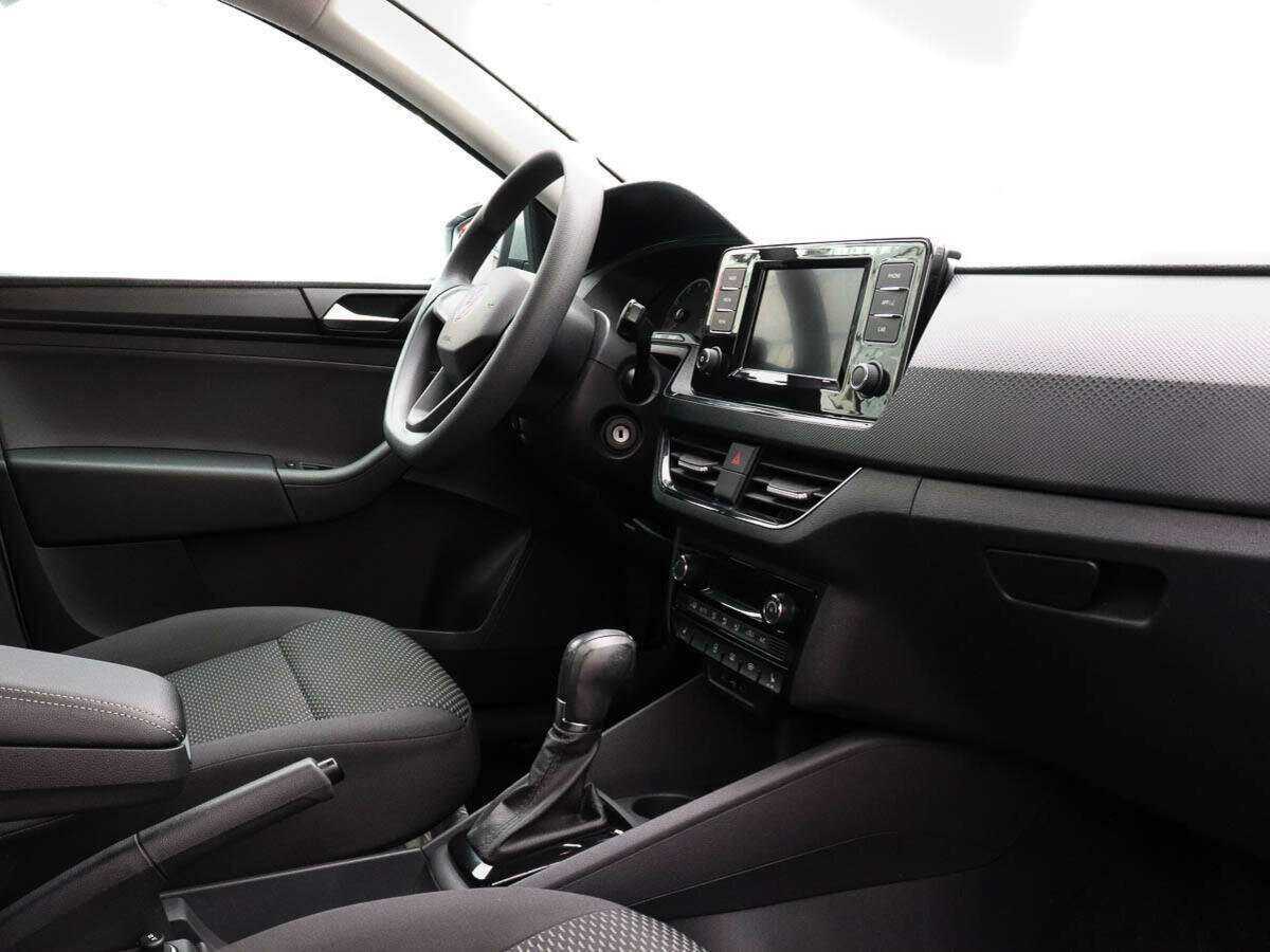 Volkswagen Polo, 2020 Фото №7