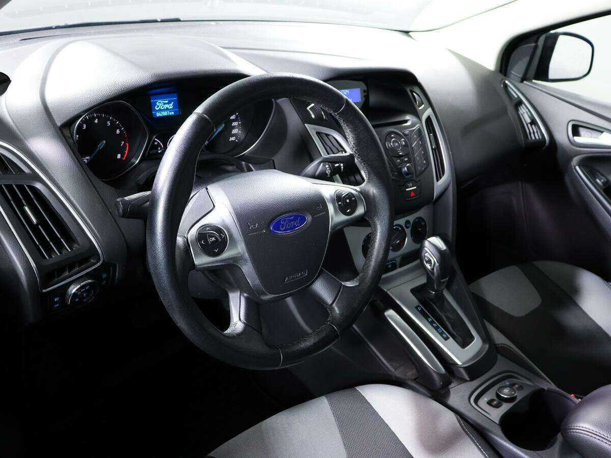 Ford Focus, 2012 Фото №11