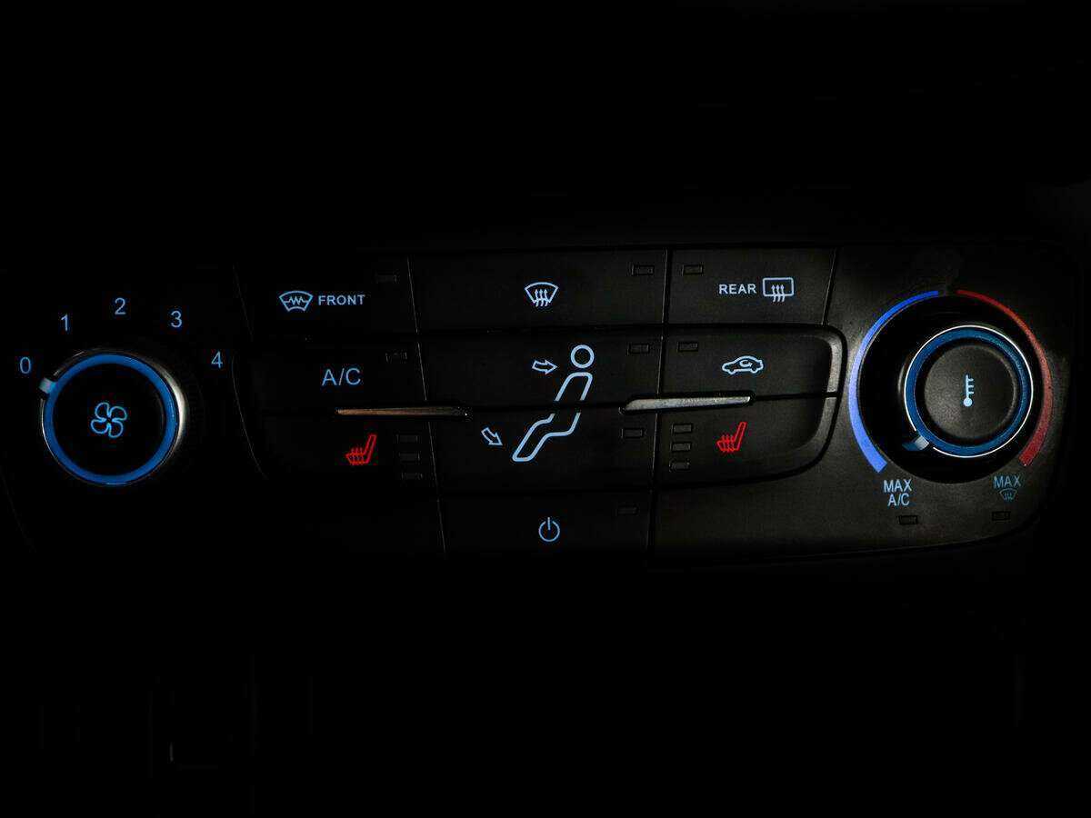 Ford Focus, 2018 Фото №18