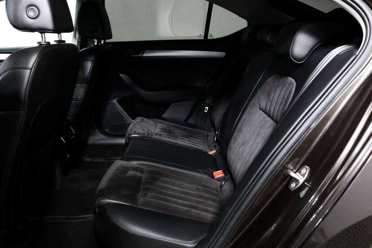 Skoda Superb, 2015 Фото №12