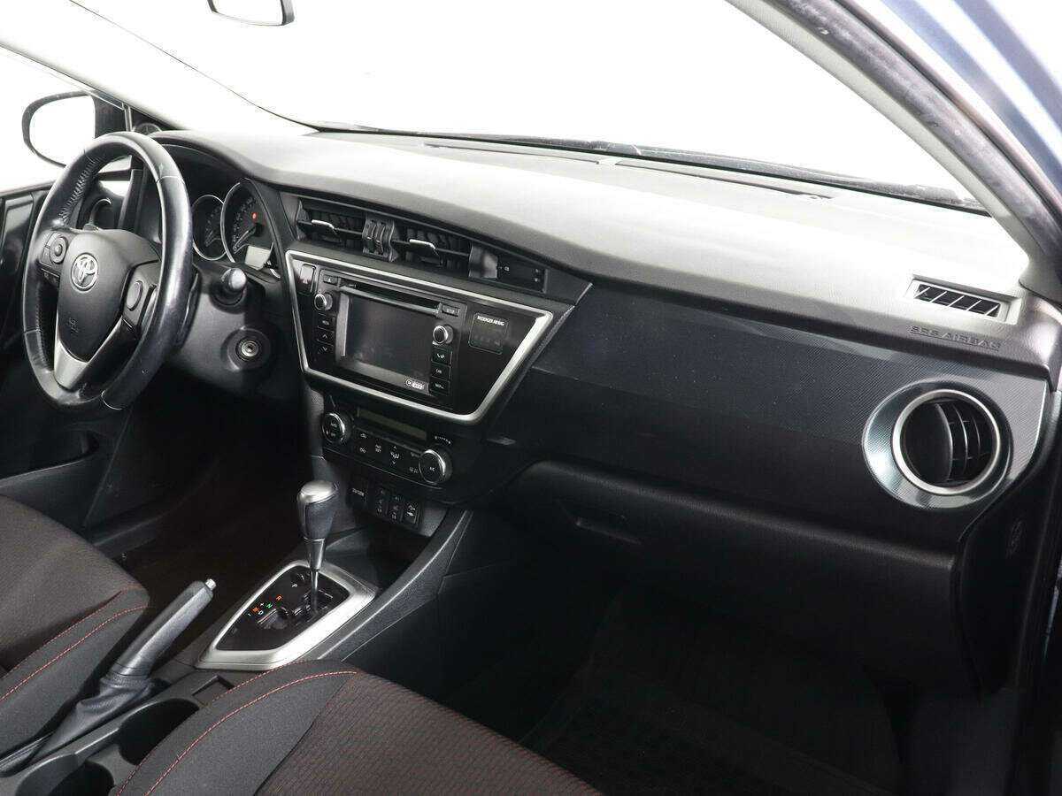 Toyota Auris, 2013 Фото №10