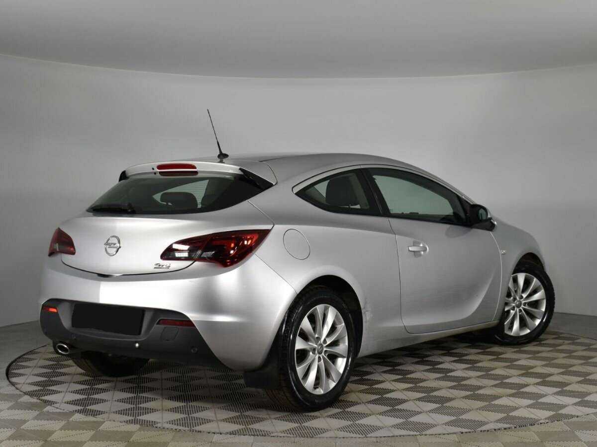 Opel Astra GTC, 2013 Фото №2