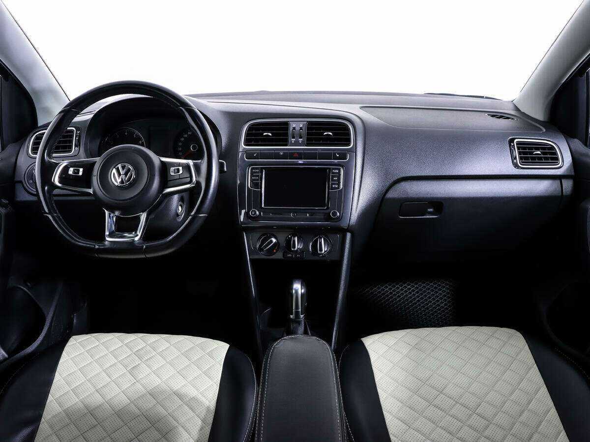 Volkswagen Polo, 2020 Фото №10
