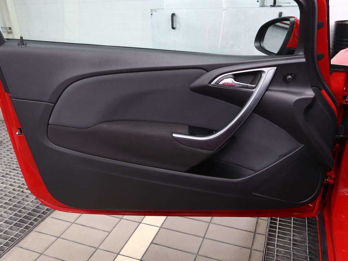 Opel Astra GTC, 2012 Фото №6