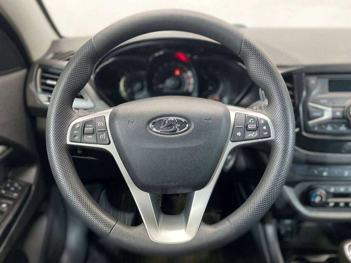 Lada (ВАЗ) Vesta SW, 2018 Фото №12