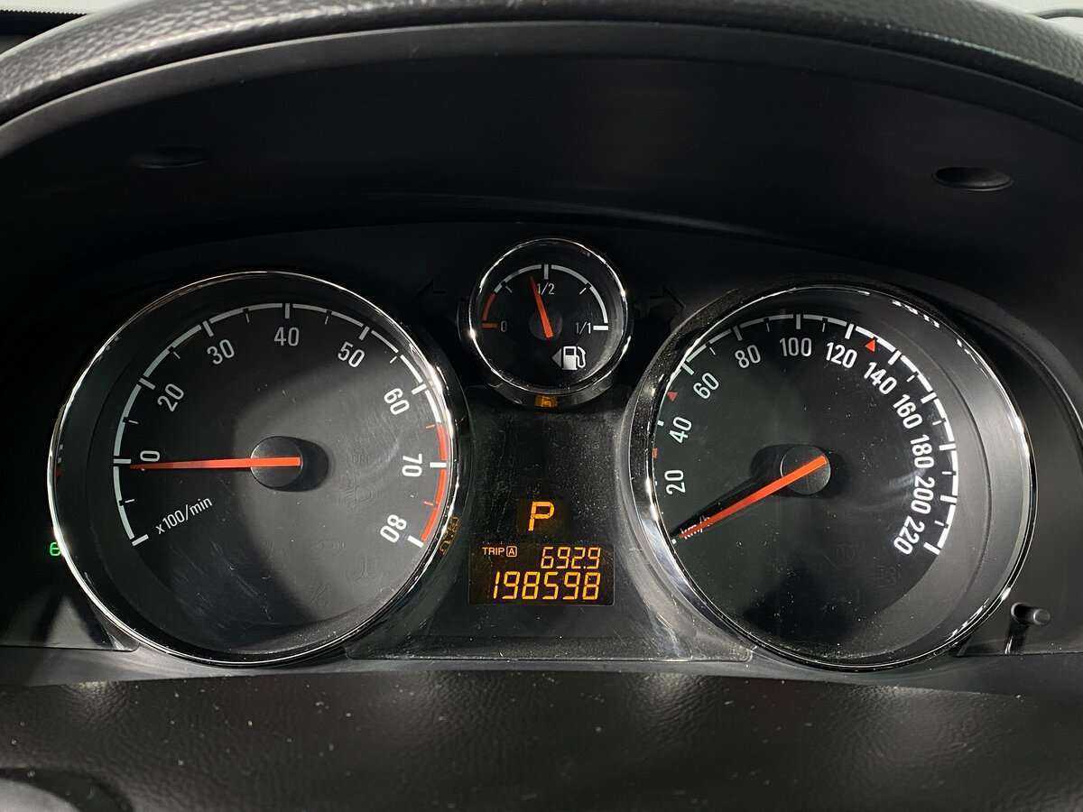 Opel Antara, 2012 Фото №16