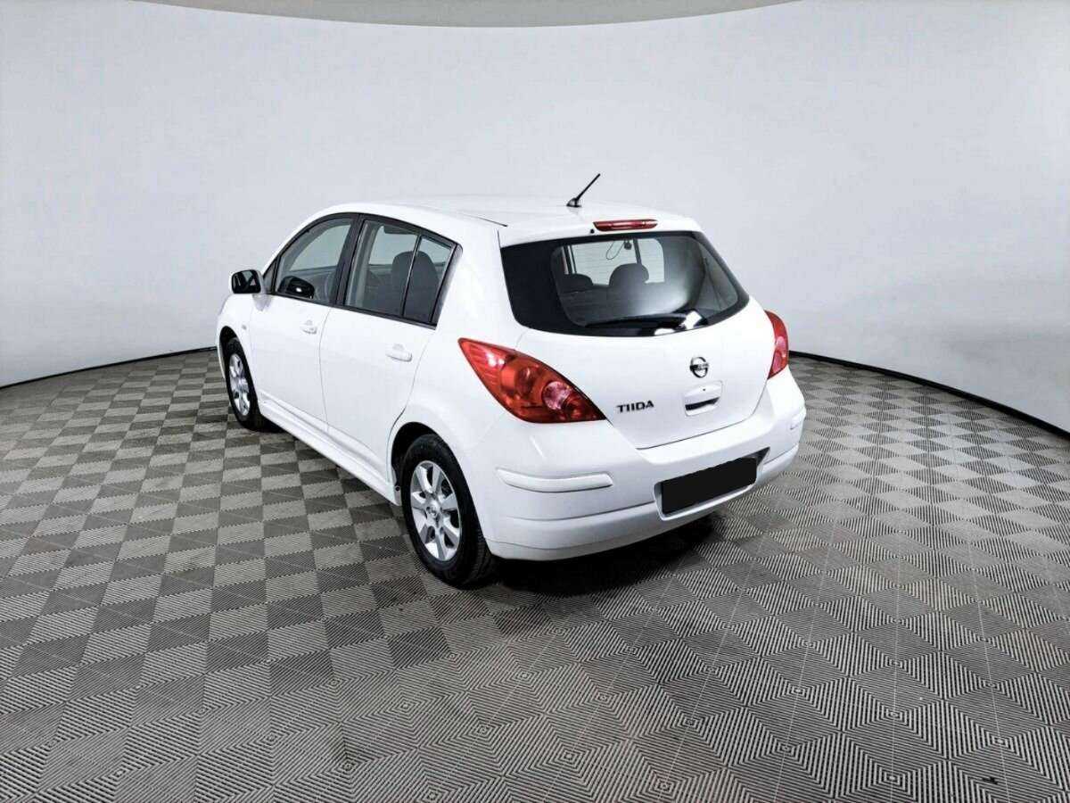 Nissan Tiida, 2012 Фото №7