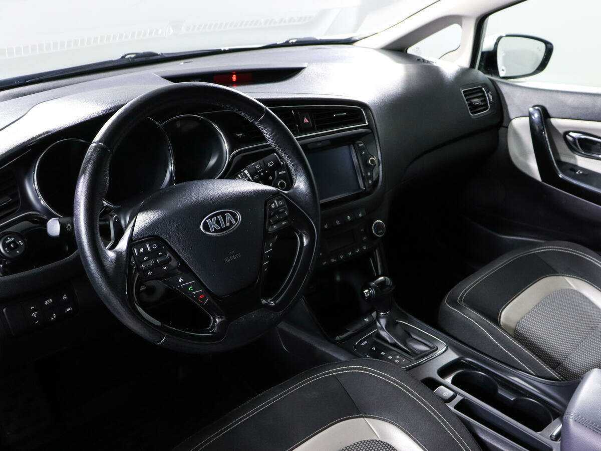 Kia Ceed, 2018 Фото №12