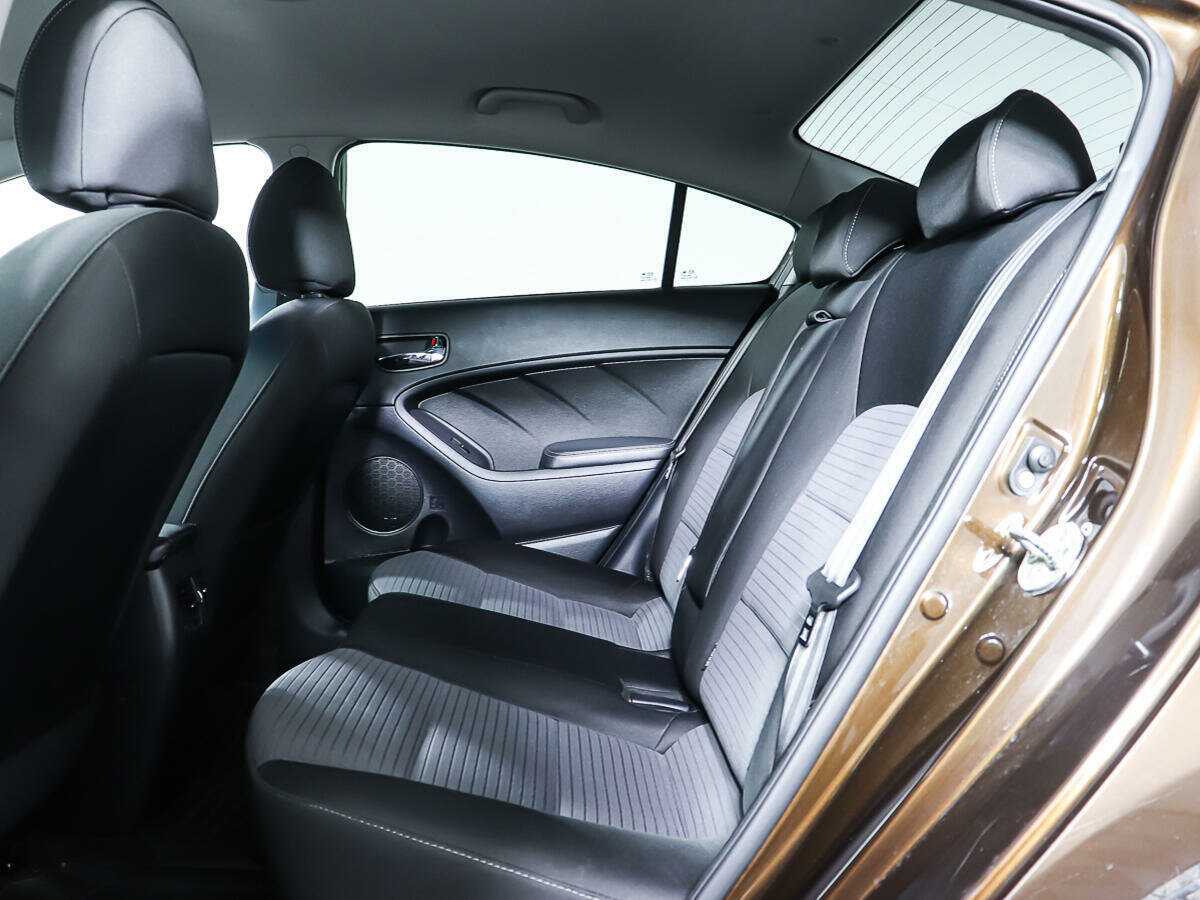 Kia Cerato, 2017 Фото №10