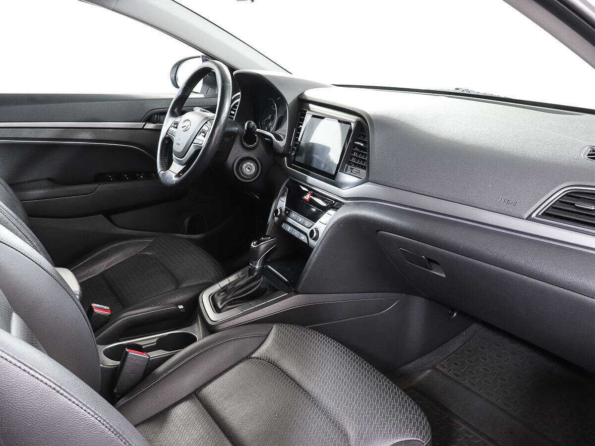 Hyundai Elantra, 2017 Фото №8