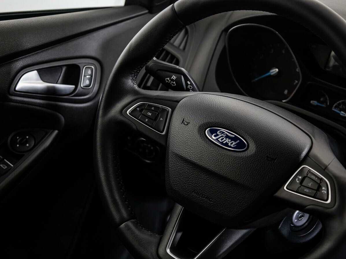 Ford Focus, 2018 Фото №15