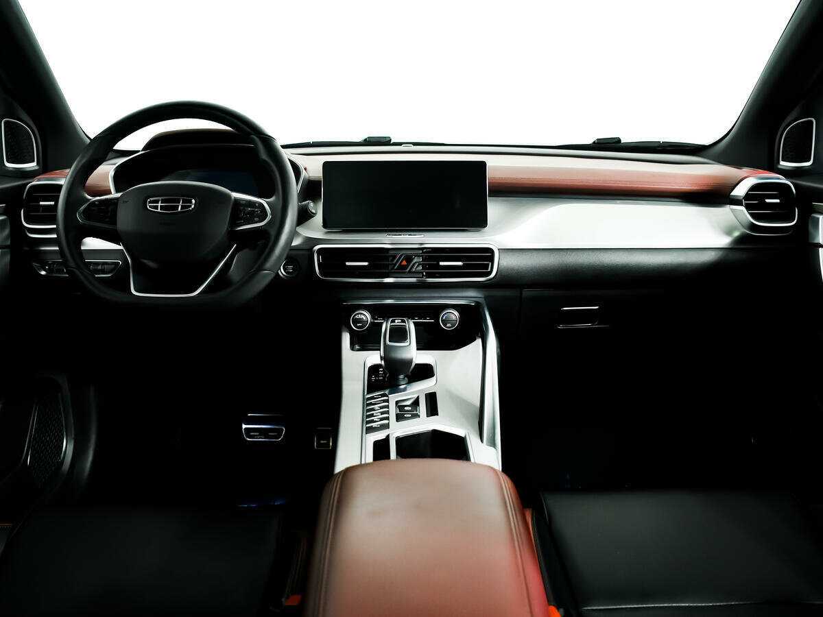 Geely Coolray, 2022 Фото №11