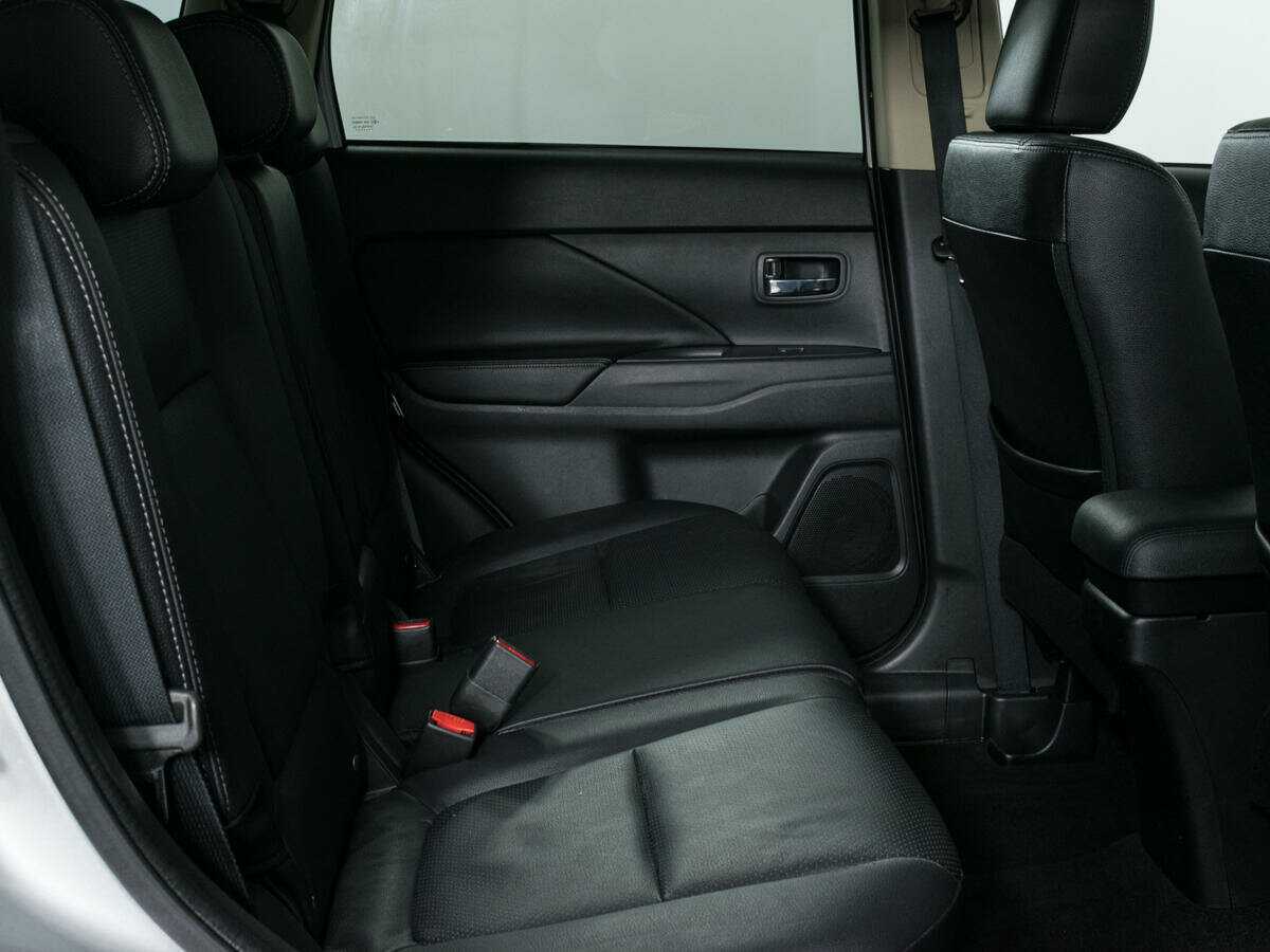 Mitsubishi Outlander, 2017 Фото №10