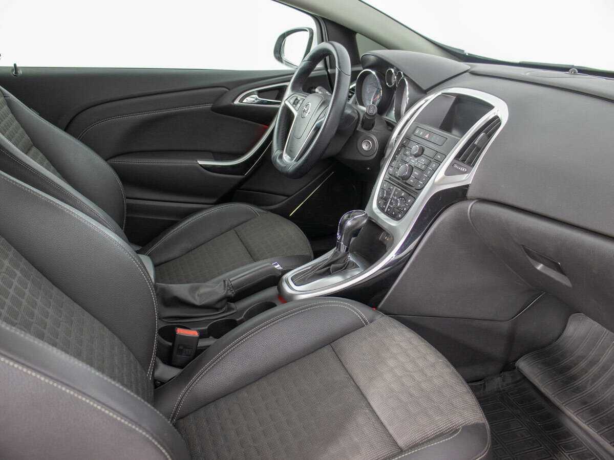 Opel Astra GTC, 2014 Фото №9