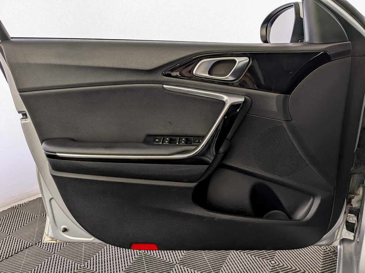 Kia Ceed, 2018 Фото №15