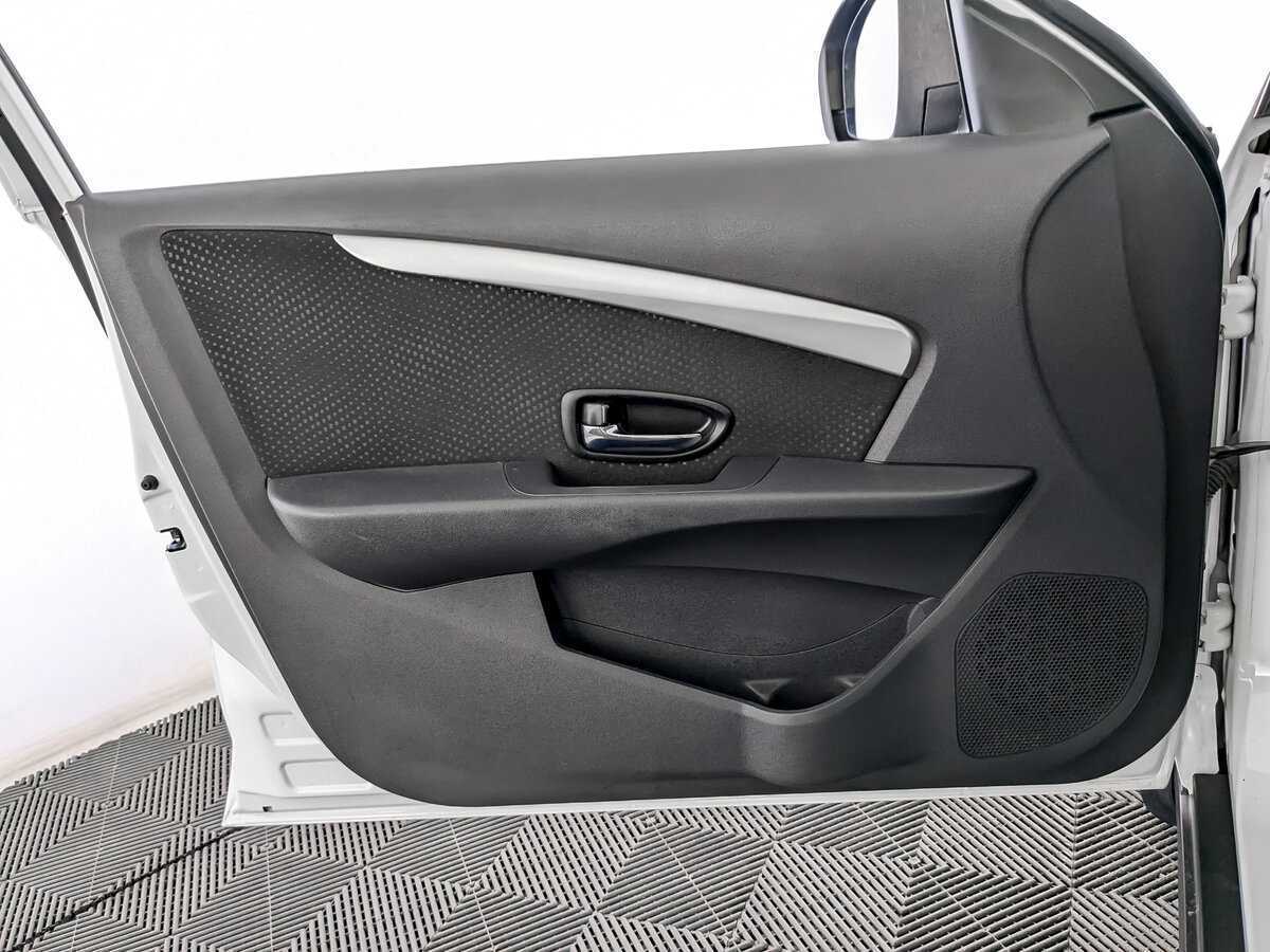 Nissan Almera, 2015 Фото №15