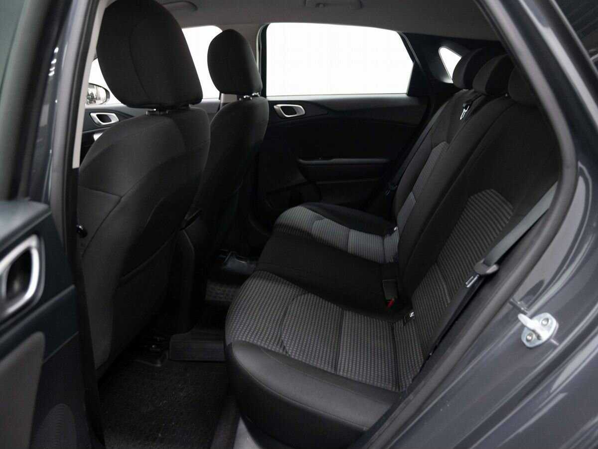 Kia Ceed, 2018 Фото №9