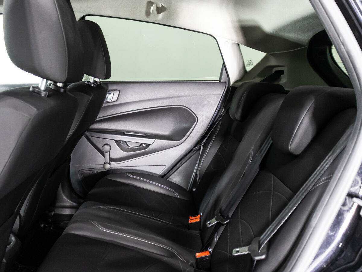 Ford Fiesta, 2016 Фото №10