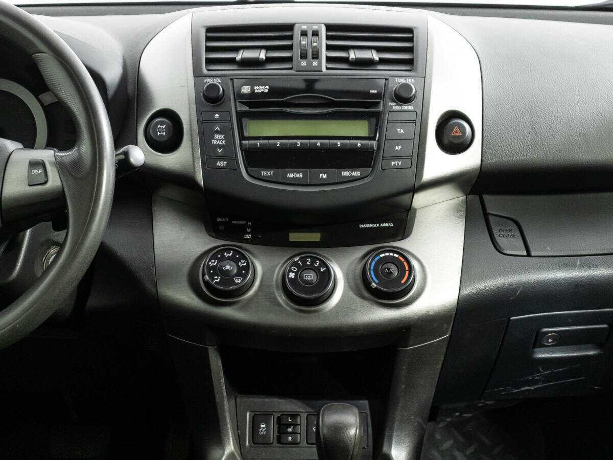 Toyota RAV4, 2012 Фото №13