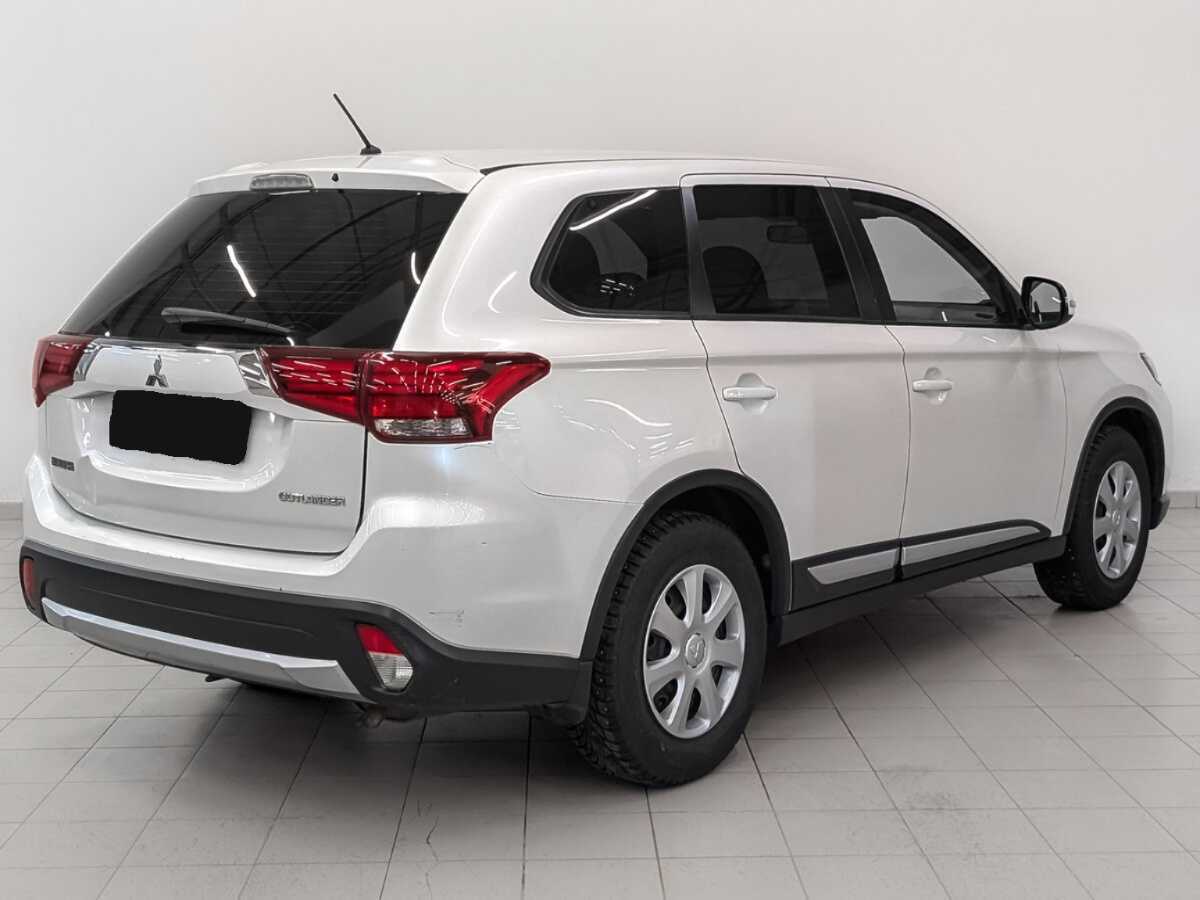 Mitsubishi Outlander, 2015 Фото №5