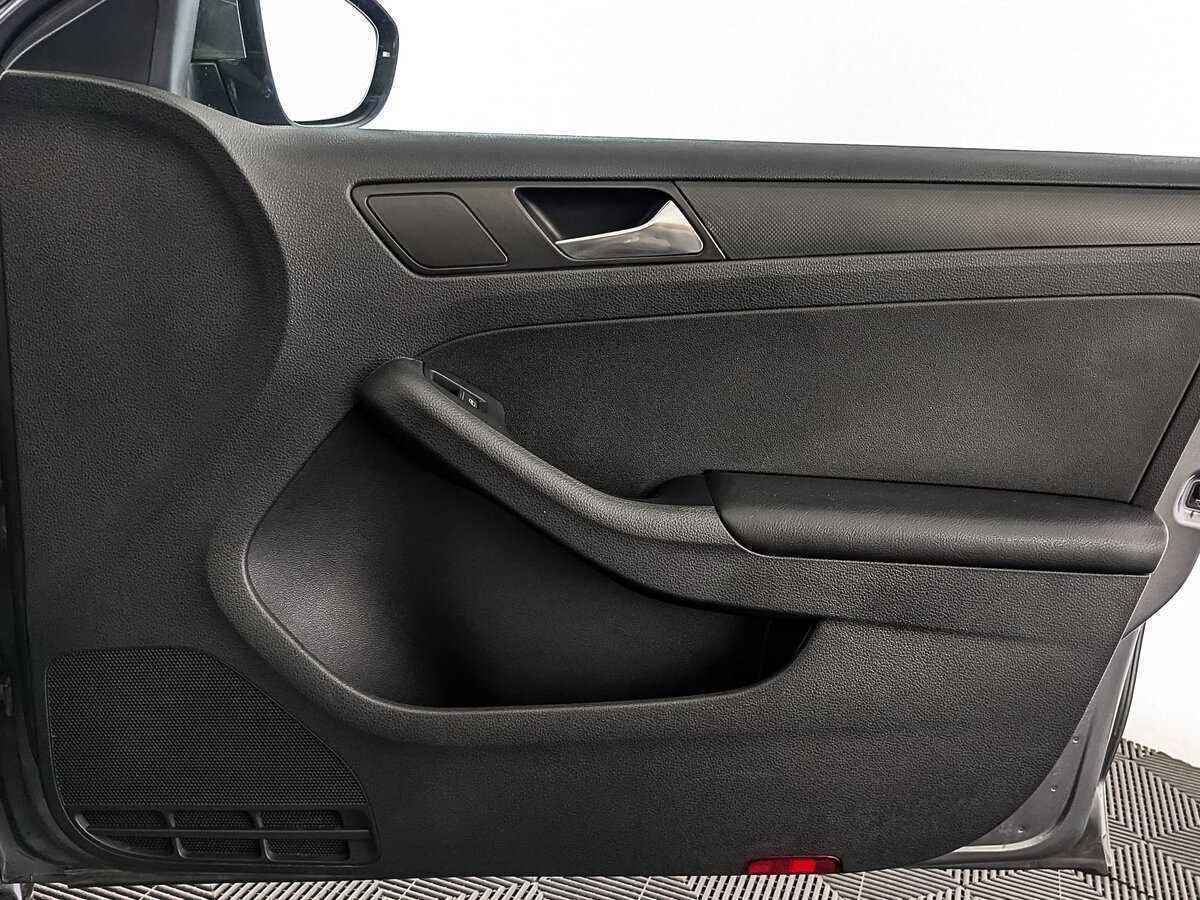 Volkswagen Jetta, 2016 Фото №25