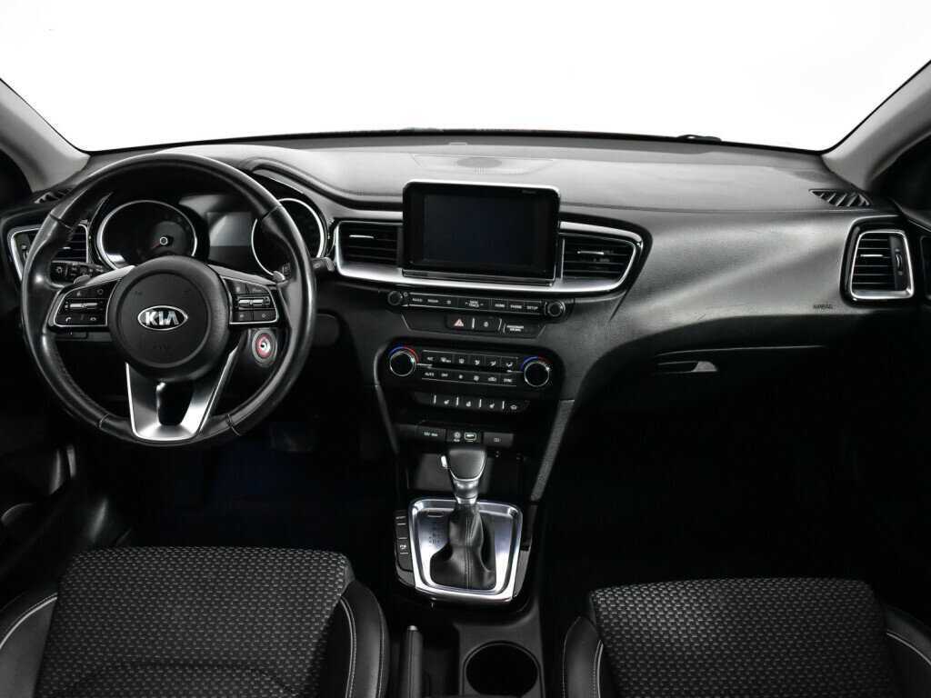 Kia Ceed, 2018 Фото №12