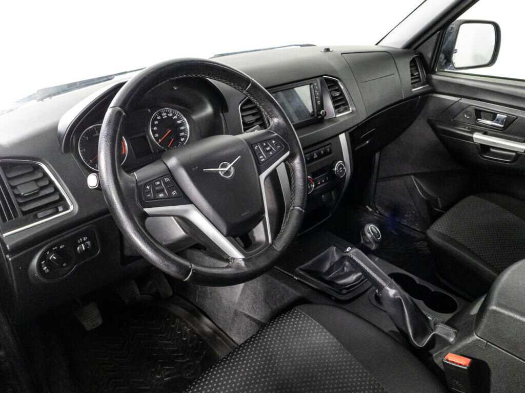 УАЗ Patriot, 2018 Фото №9