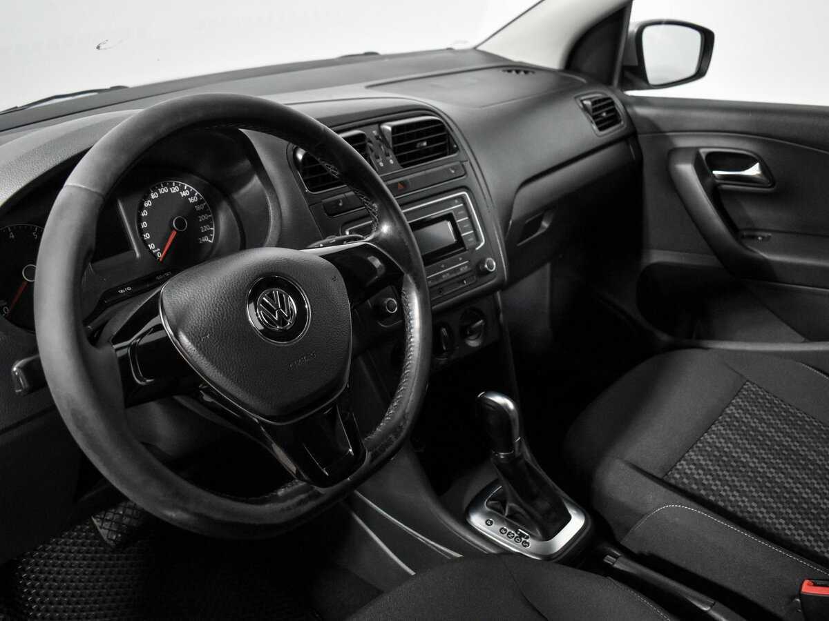 Volkswagen Polo, 2016 Фото №9