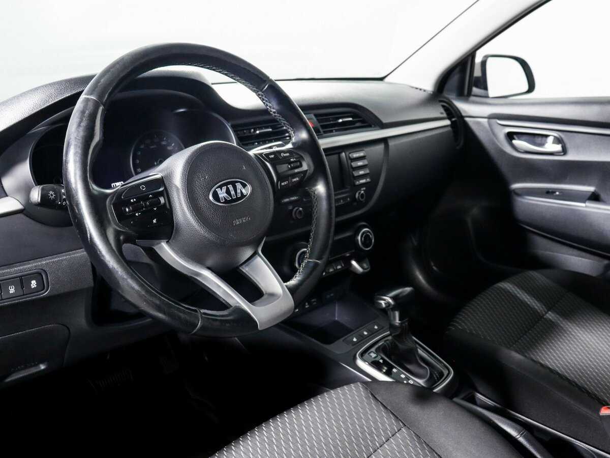 Kia Rio X-Line, 2018 Фото №9