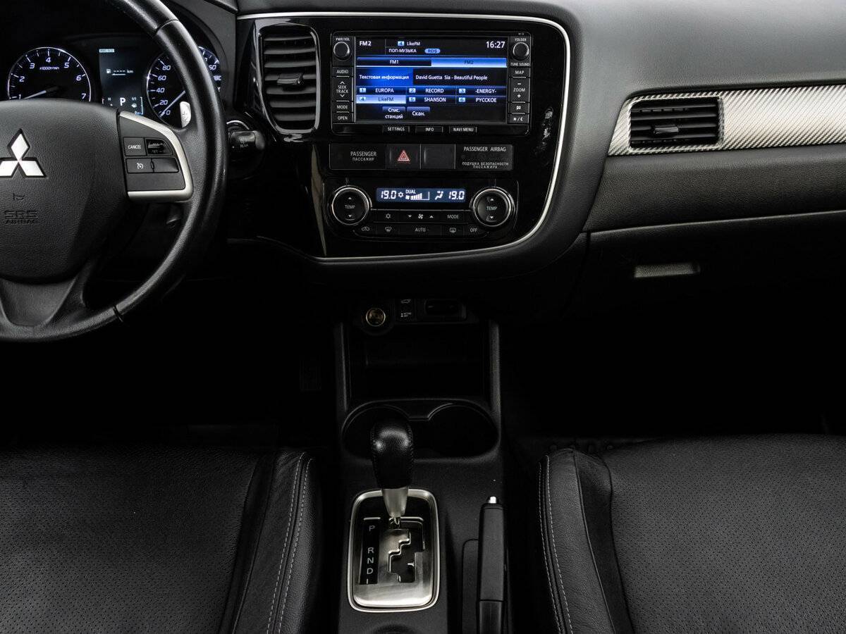 Mitsubishi Outlander, 2014 Фото №11