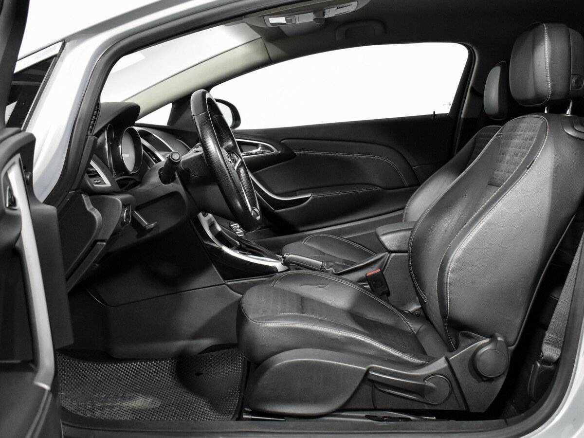 Opel Astra GTC, 2012 Фото №10