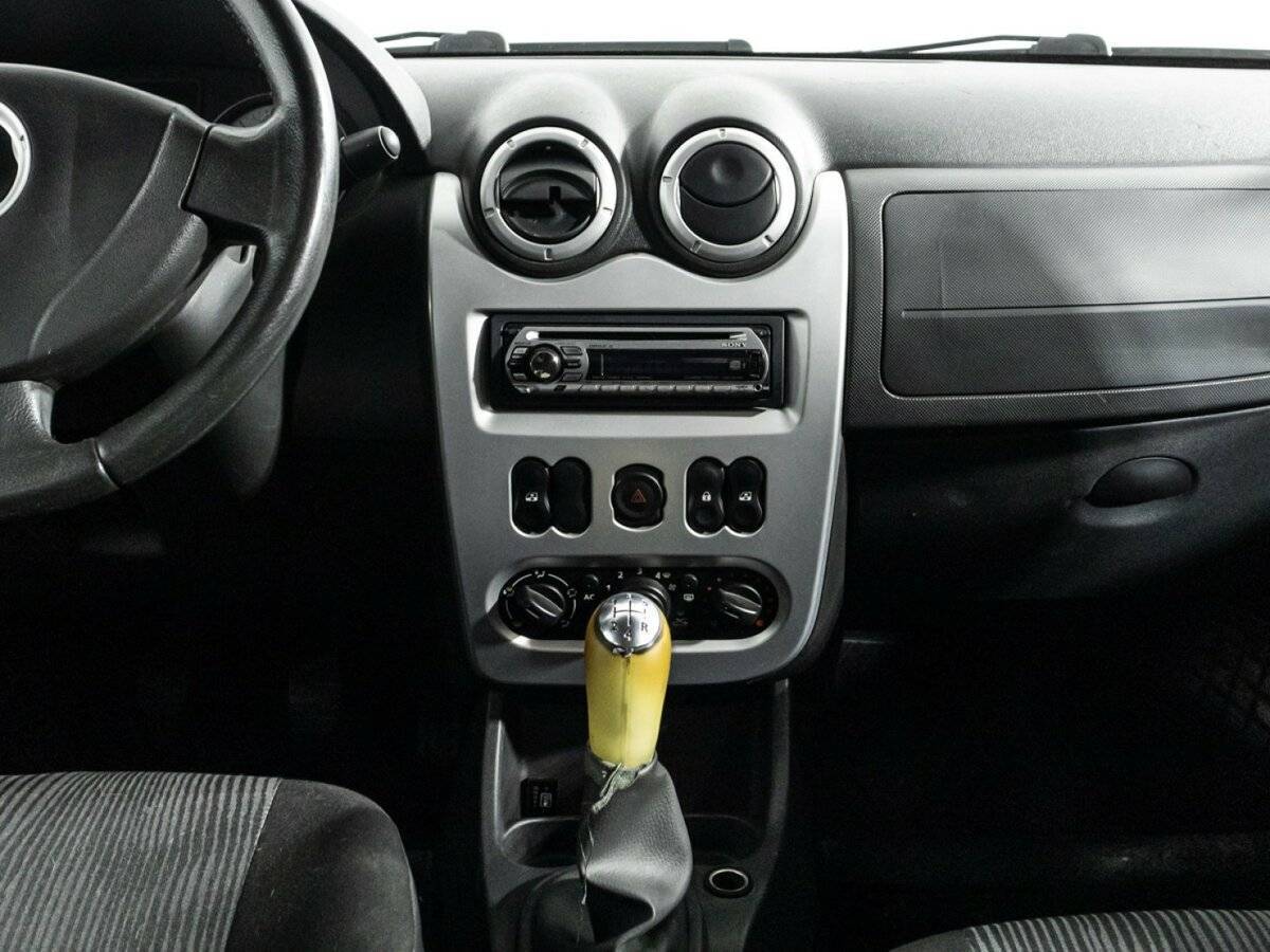 Renault Logan, 2012 Фото №14