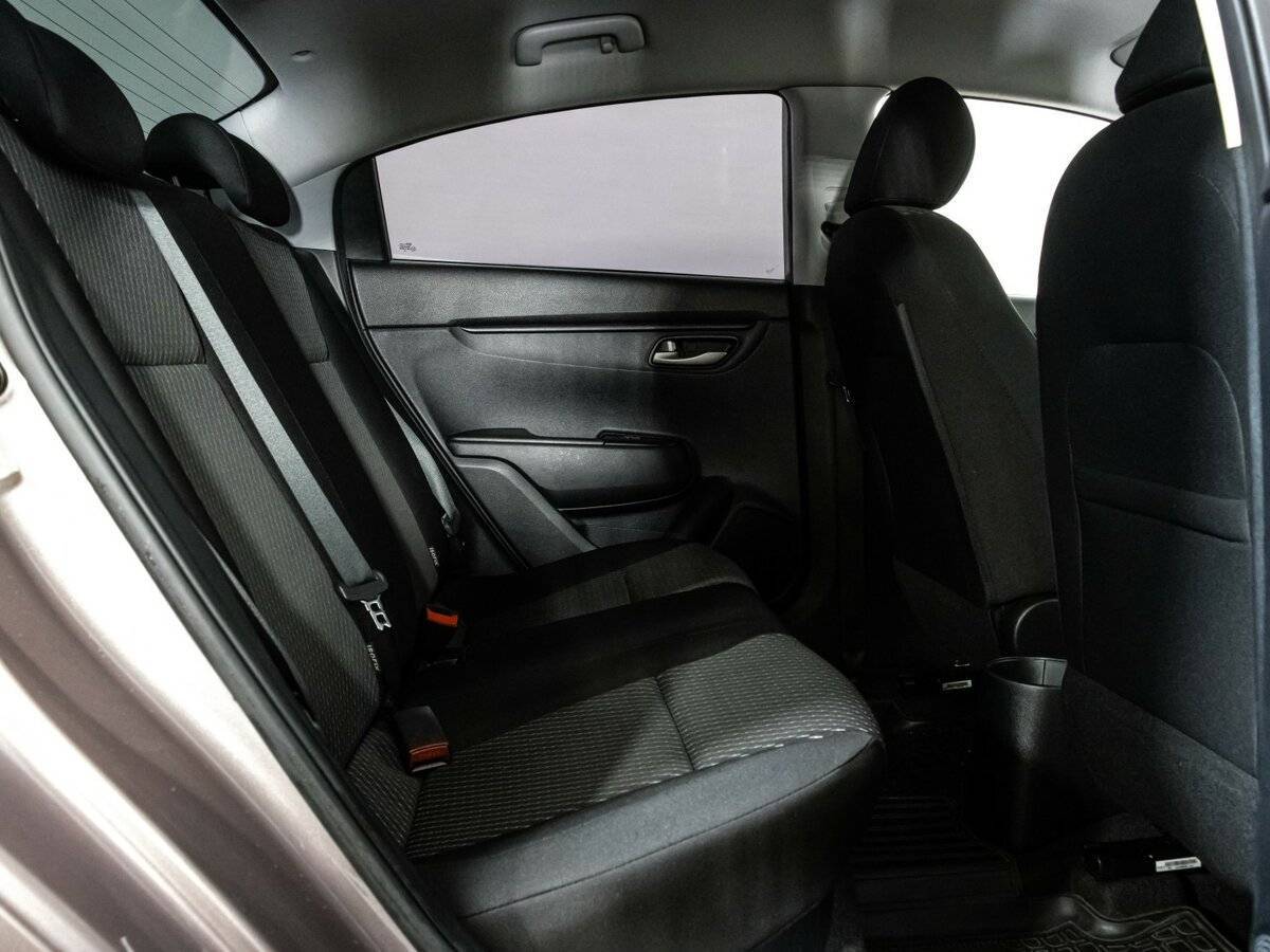 Kia Rio, 2018 Фото №19