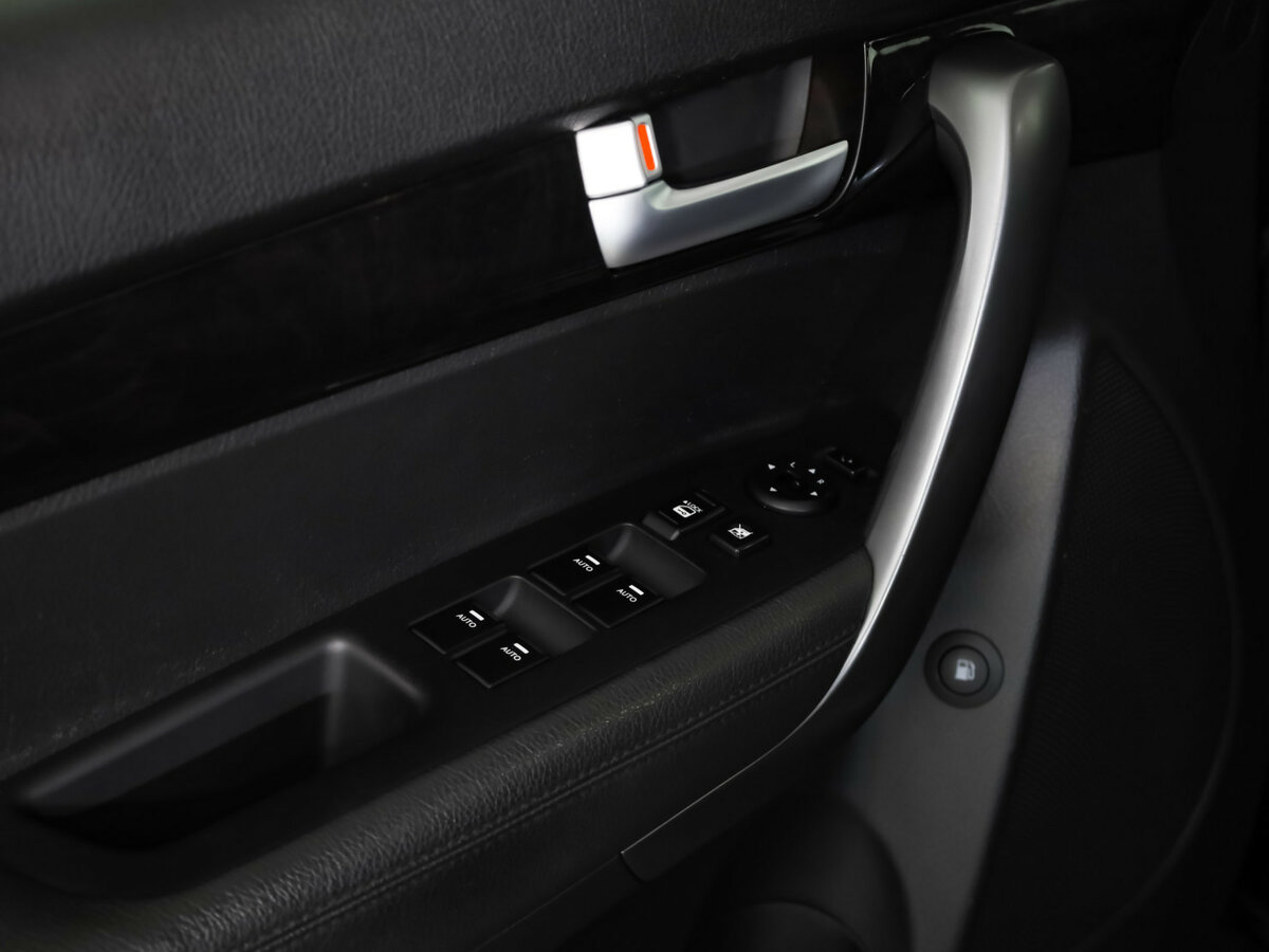 Kia Sorento II Рестайлинг, 2014 Фото №15