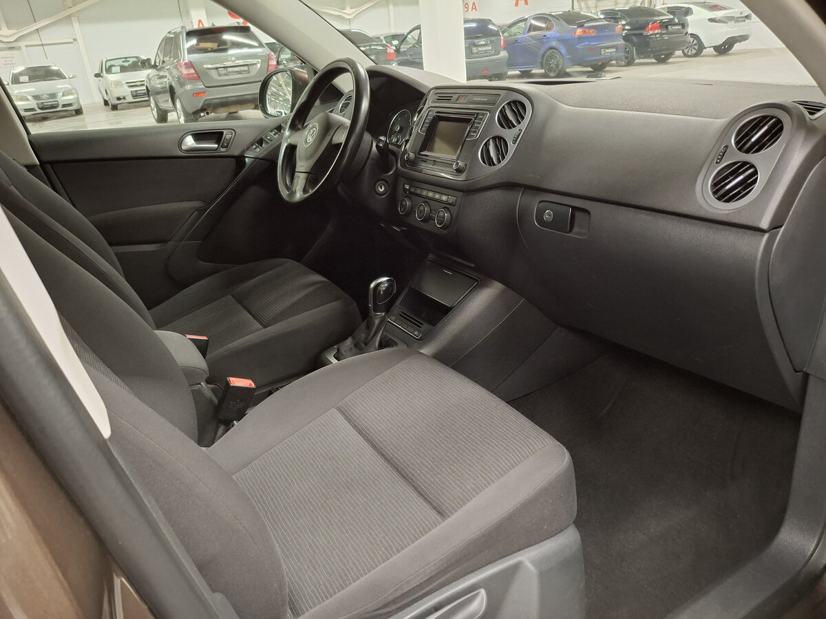 Volkswagen Tiguan I Рестайлинг, 2015 Фото №11