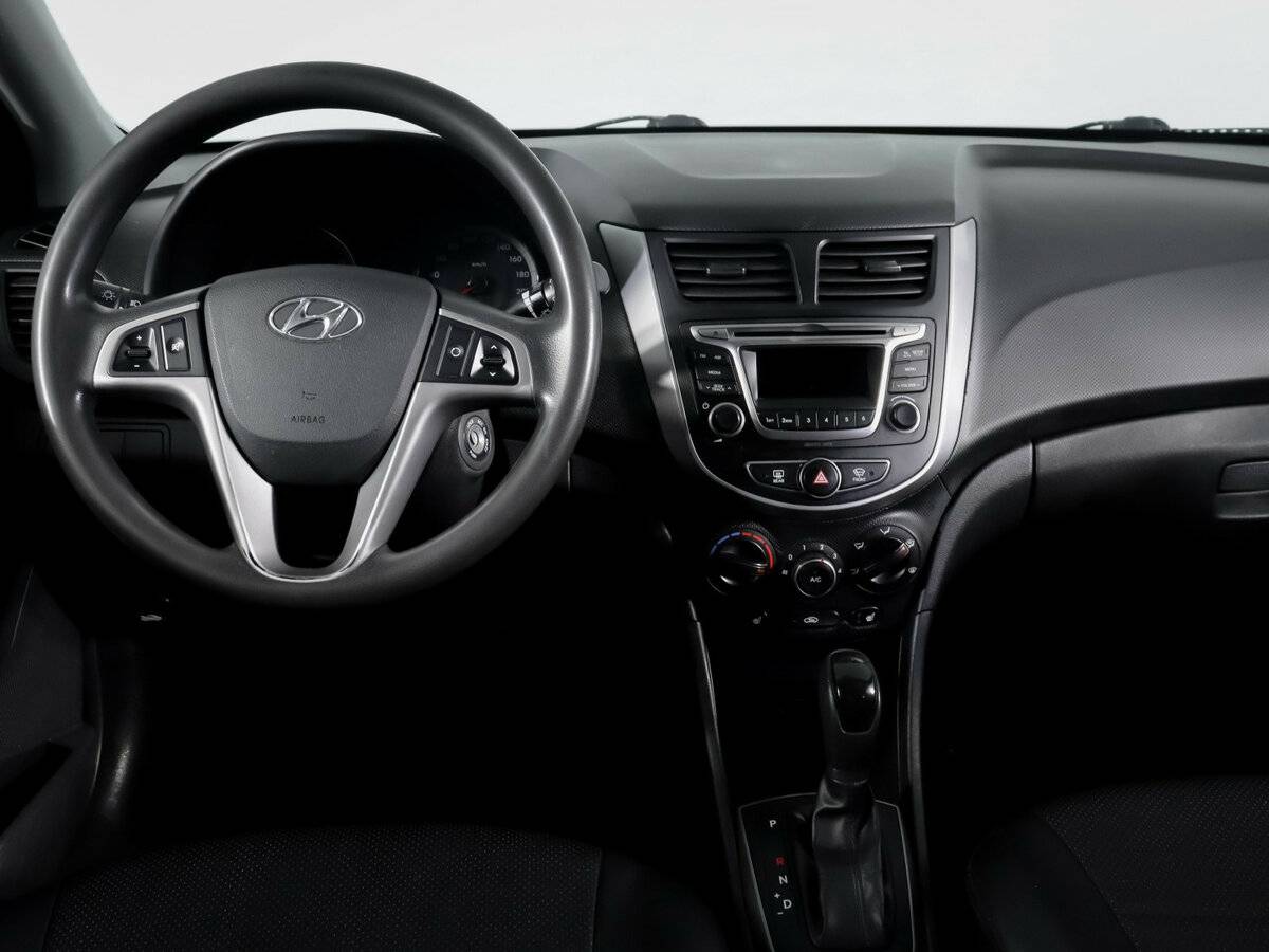 Hyundai Solaris I Рестайлинг, 2014 Фото №10