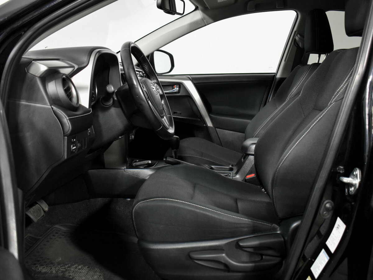 Toyota RAV4 IV (XA40) Рестайлинг, 2018 Фото №10